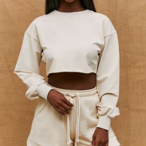 Bo and Tee Momentum Crop Sweatshirt